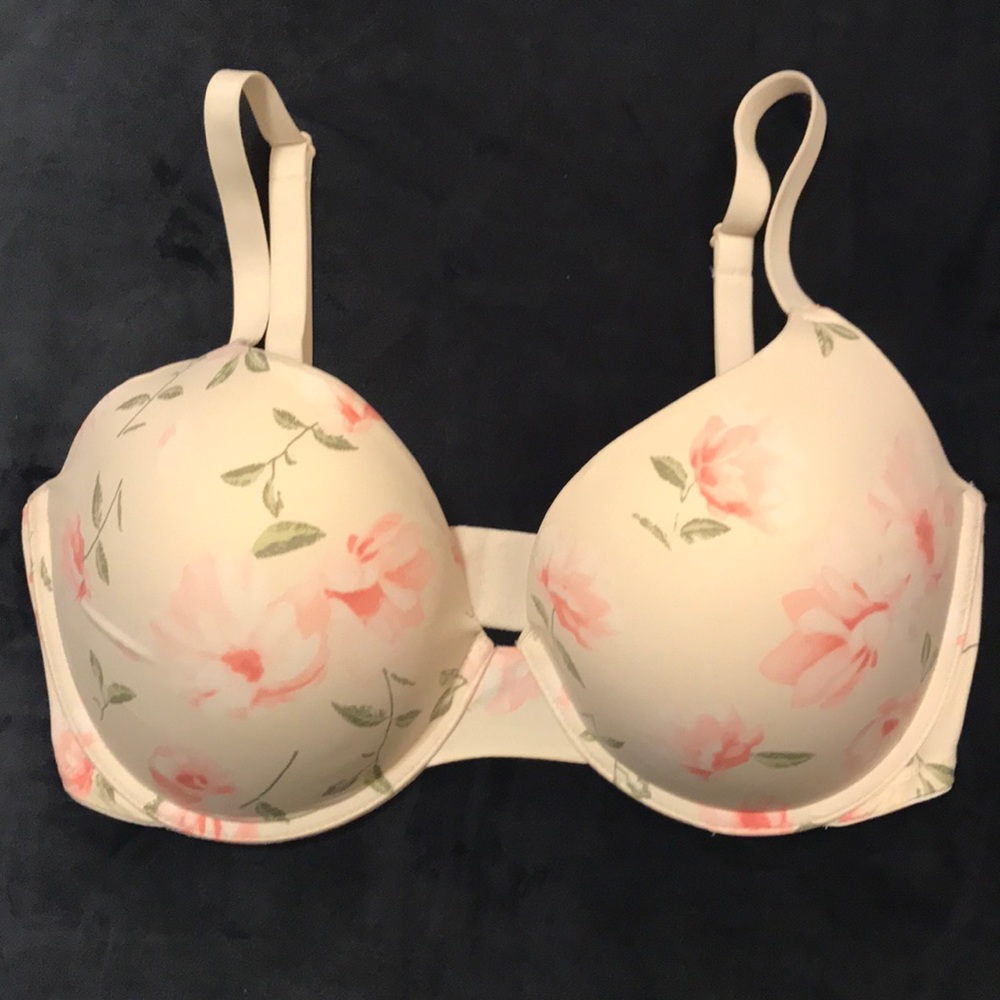 34DDD Victoria’s Secret PINK push-up bra